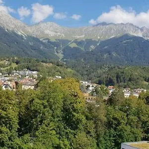 https://penthouse-innsbruck.ischgl-hotels.net
